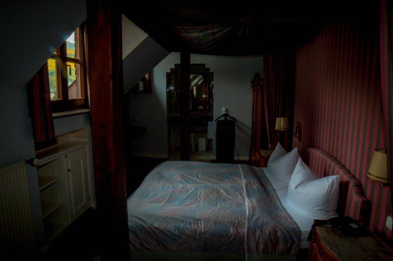 Hotel Krone Assmannshausen Рюдесхайм ам Рейн Екстериор снимка